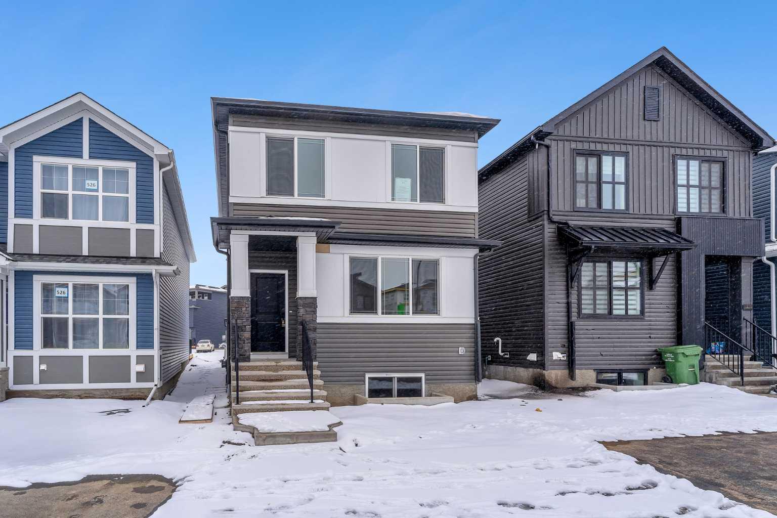 522 Lucas Blvd NW, Calgary, AB T3P 2C9