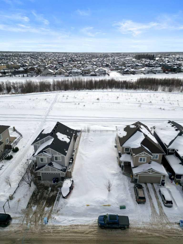 257 Blackburn Dr, Fort Mcmurray, AB T9K 0Z8
