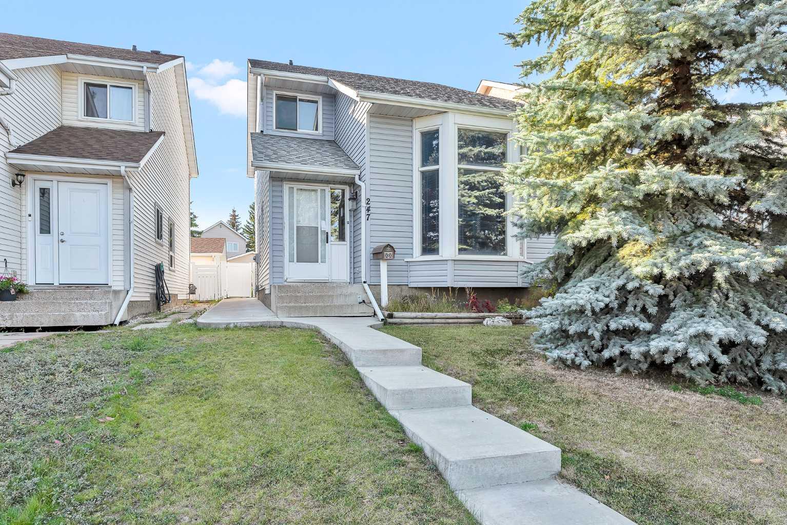 247 Millbank Dr SW, Calgary, AB T2J 2J1