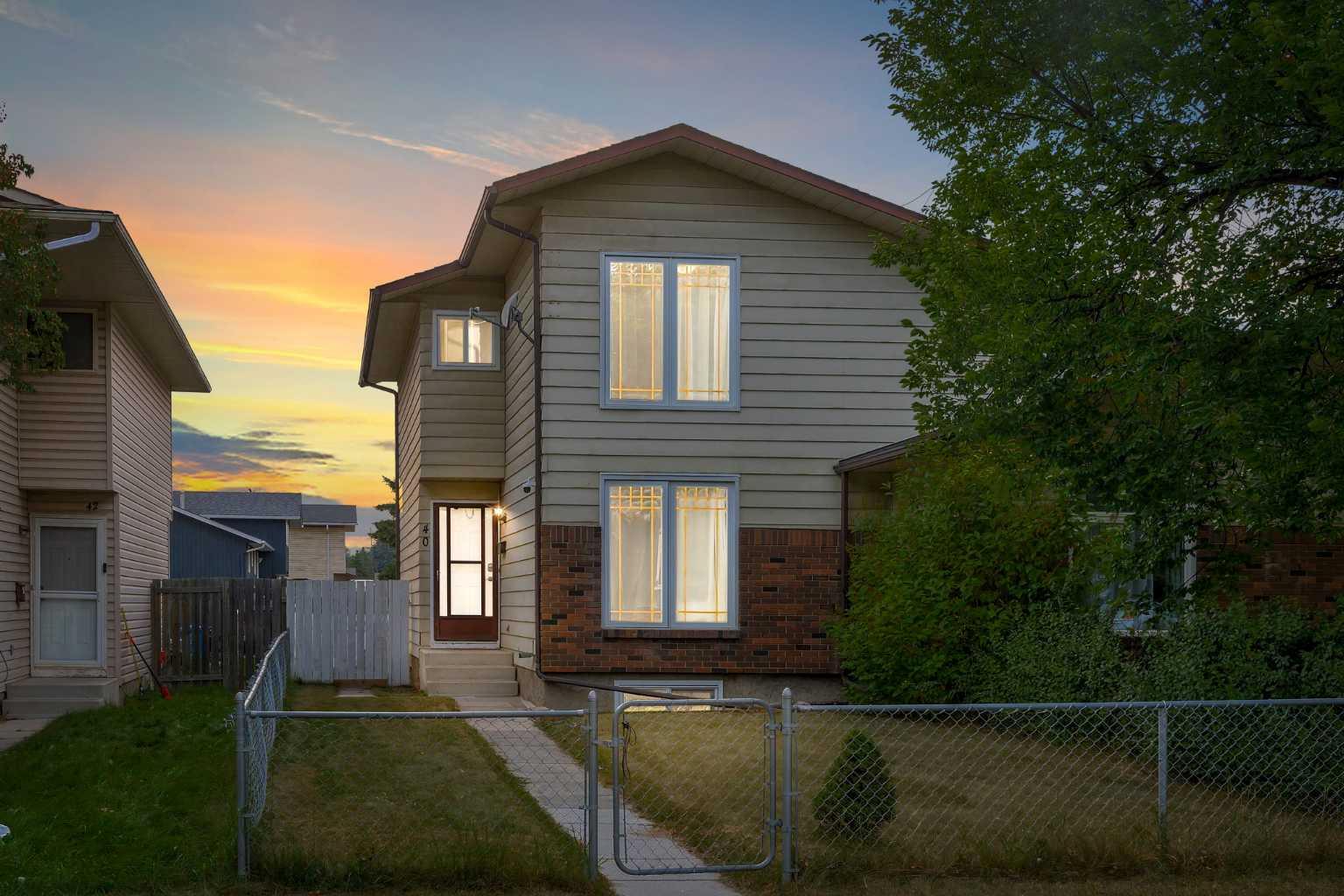 40 Temple Pl NE, Calgary, AB T1Y 3R9