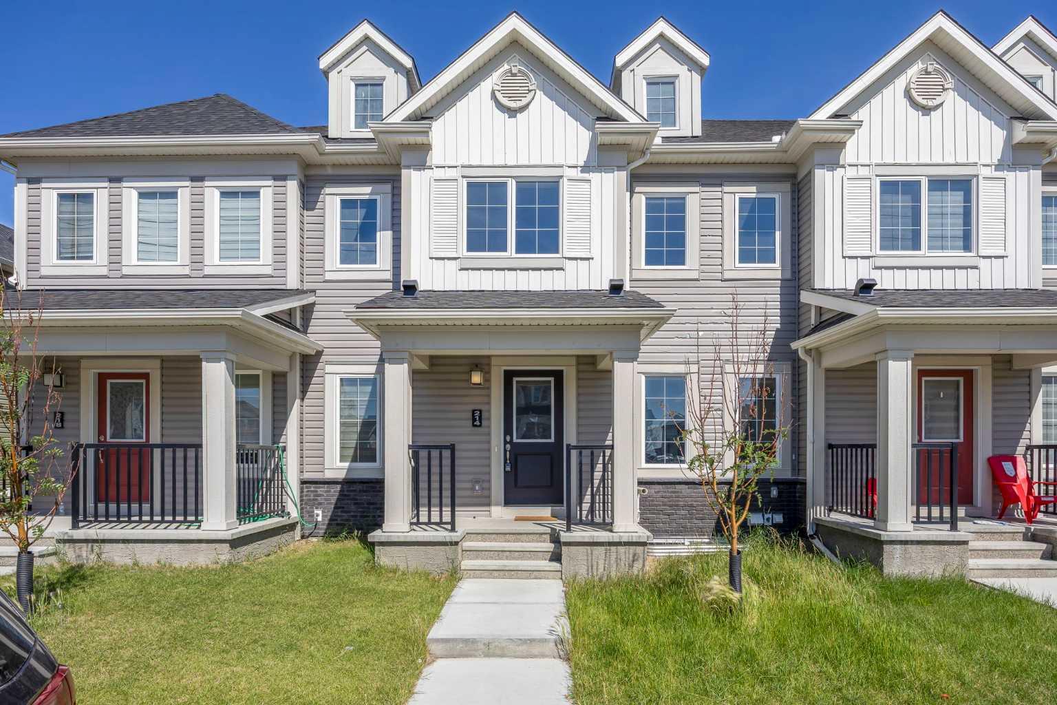 214 Cityside Grv NE, Calgary, AB T3N 1E1