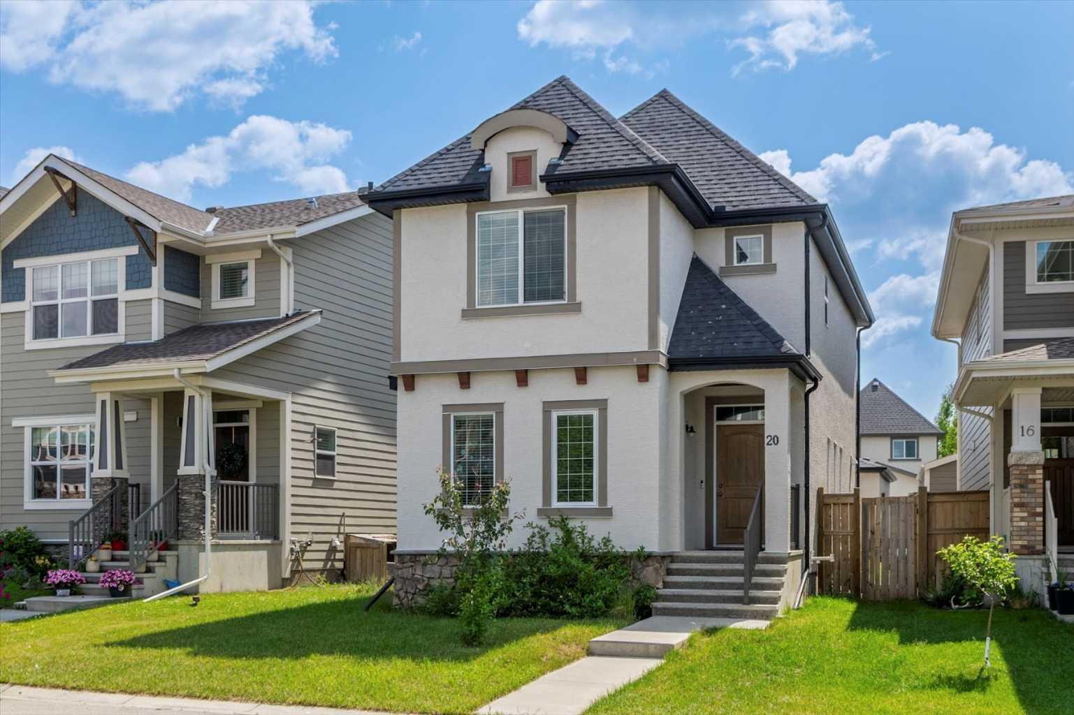 20 Marquis Grn SE, Calgary, AB T3M 1X7