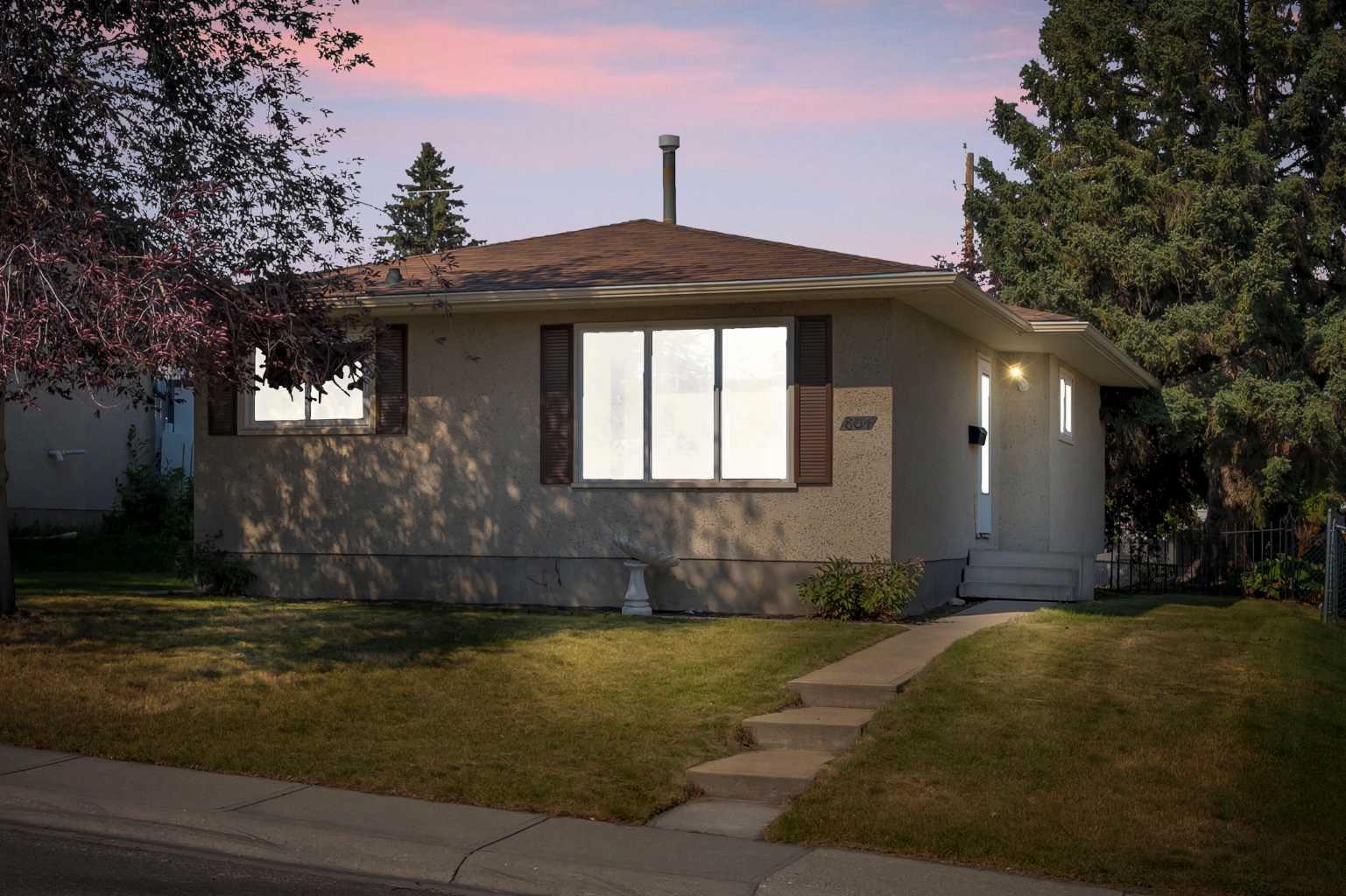 71 Avenue Nw Unit 804, Calgary, AB T2K 0N3