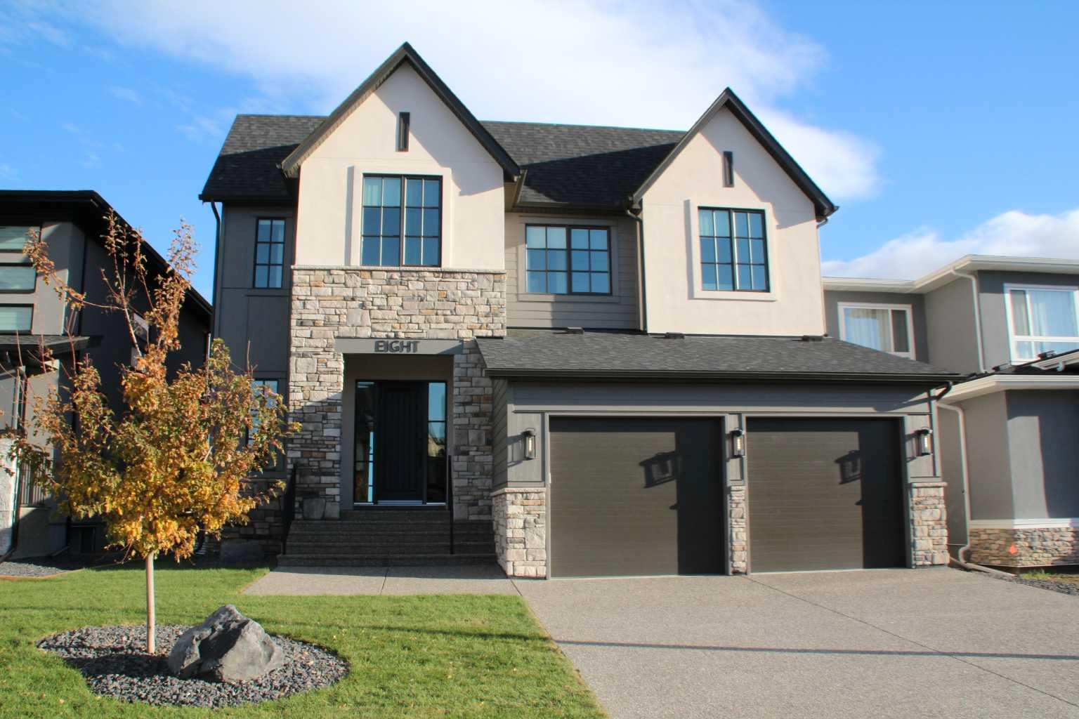 8 Rockcliff Hl NW, Calgary, AB T3G 0G6