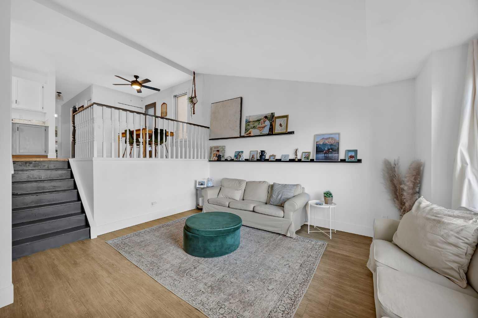91 Shawglen Way SW, Calgary, AB T2Y 1Y9