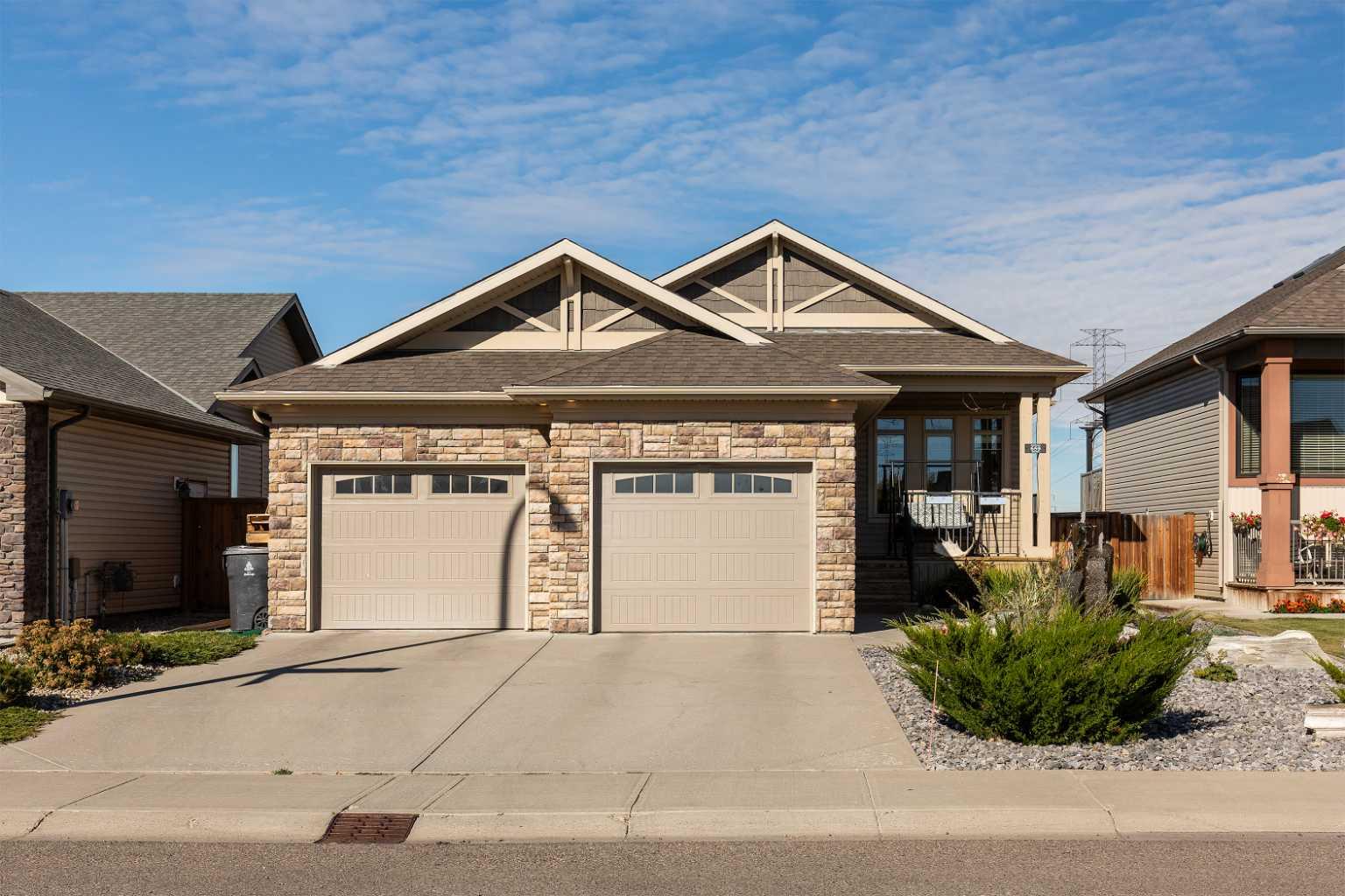 659 Marie Van Haarlem Cres N, Lethbridge, AB T1H 6Y9