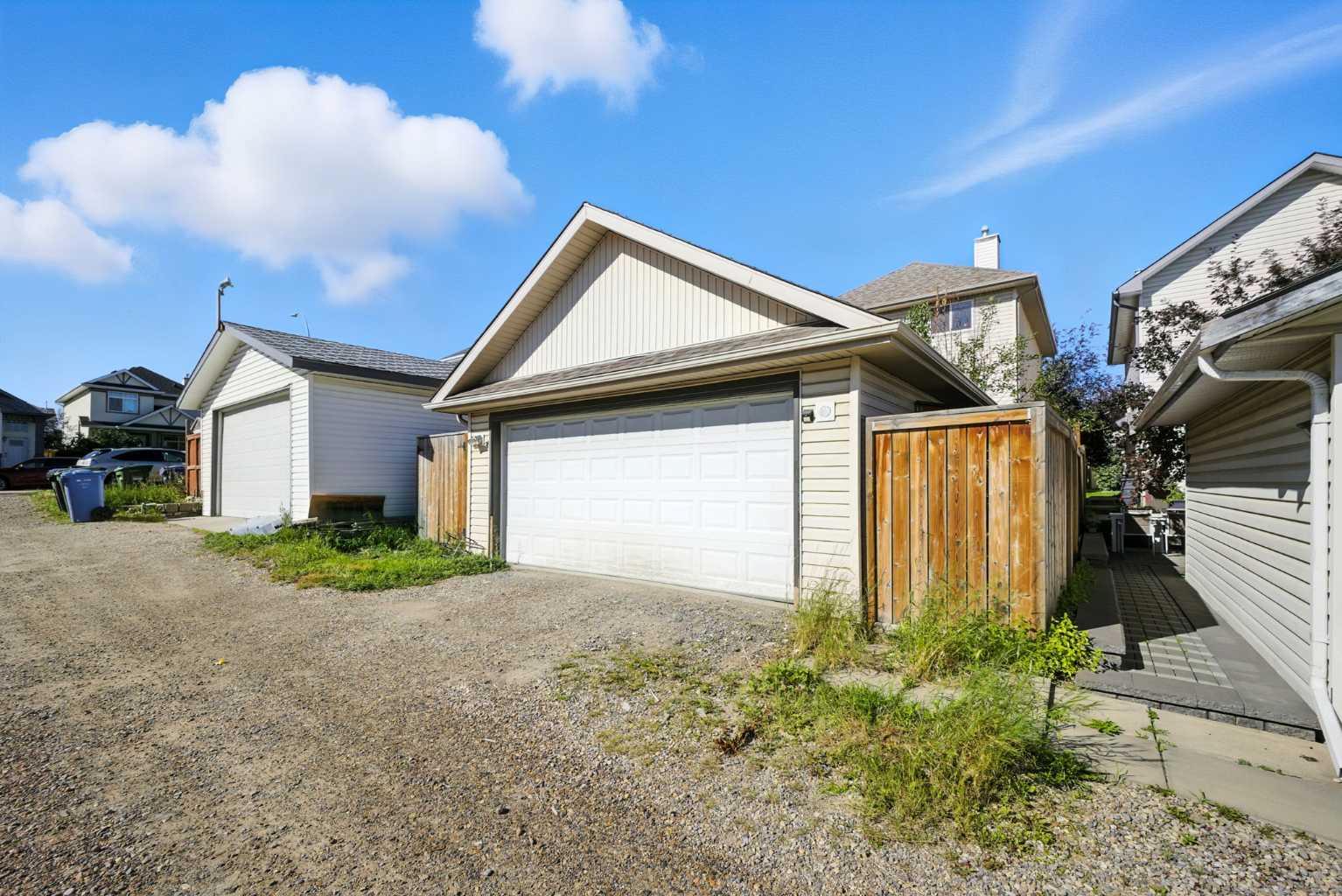 120 Hidden Ranch Hl NW, Calgary, AB T3A 5X7