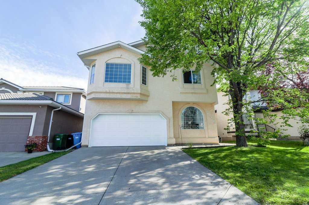 138 Hampstead Cir NW, Calgary, AB T3A 5P3