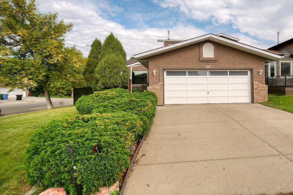 66 Riverside Cir SE, Calgary, AB T2C 3Y9