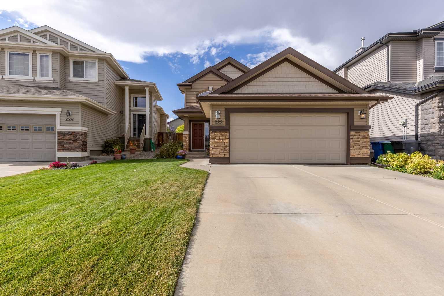 222 Firelight Cres W, Lethbridge, AB T1J 4W1