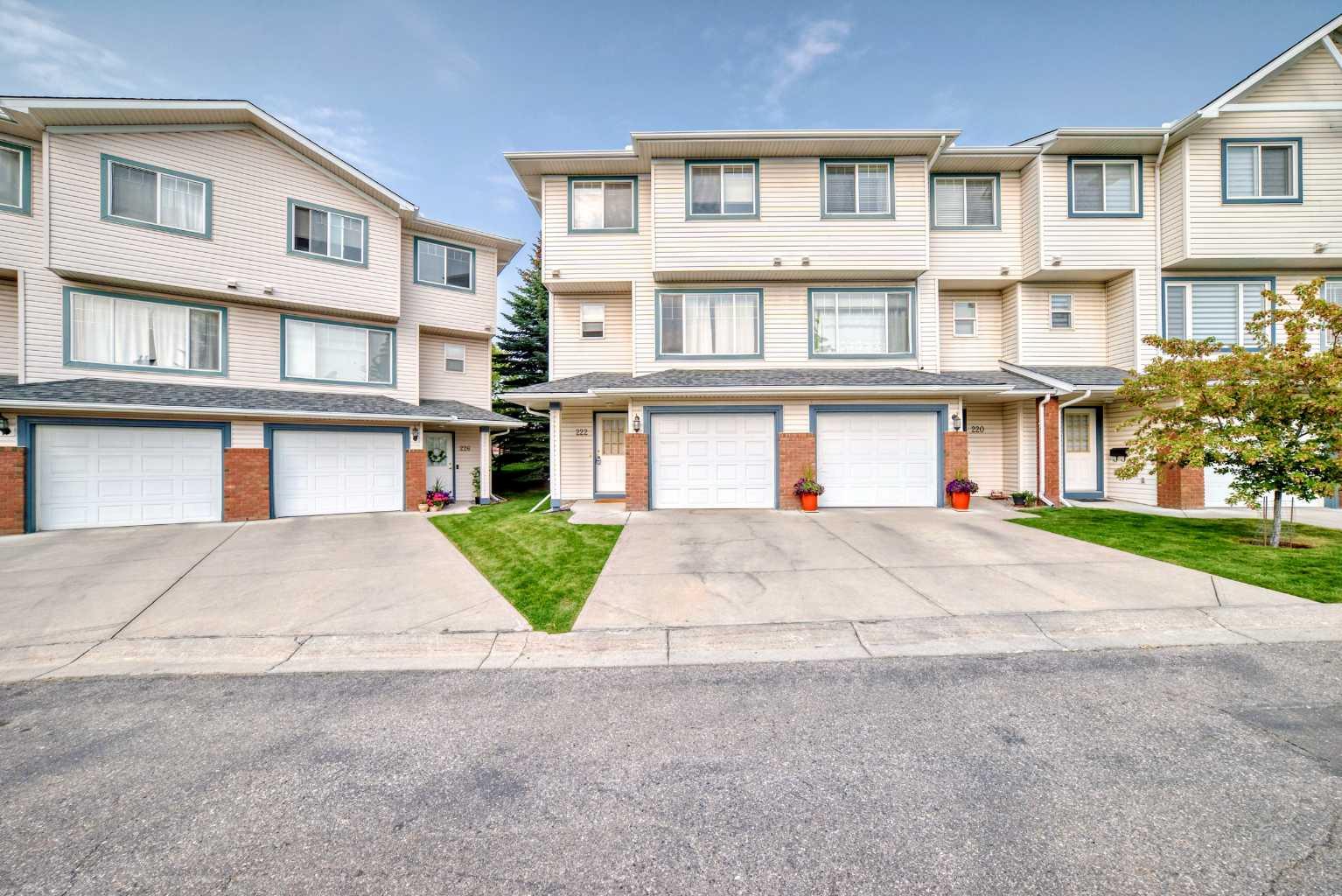 222 Rocky Ridge Ct NW, Calgary, AB T3G 4S8