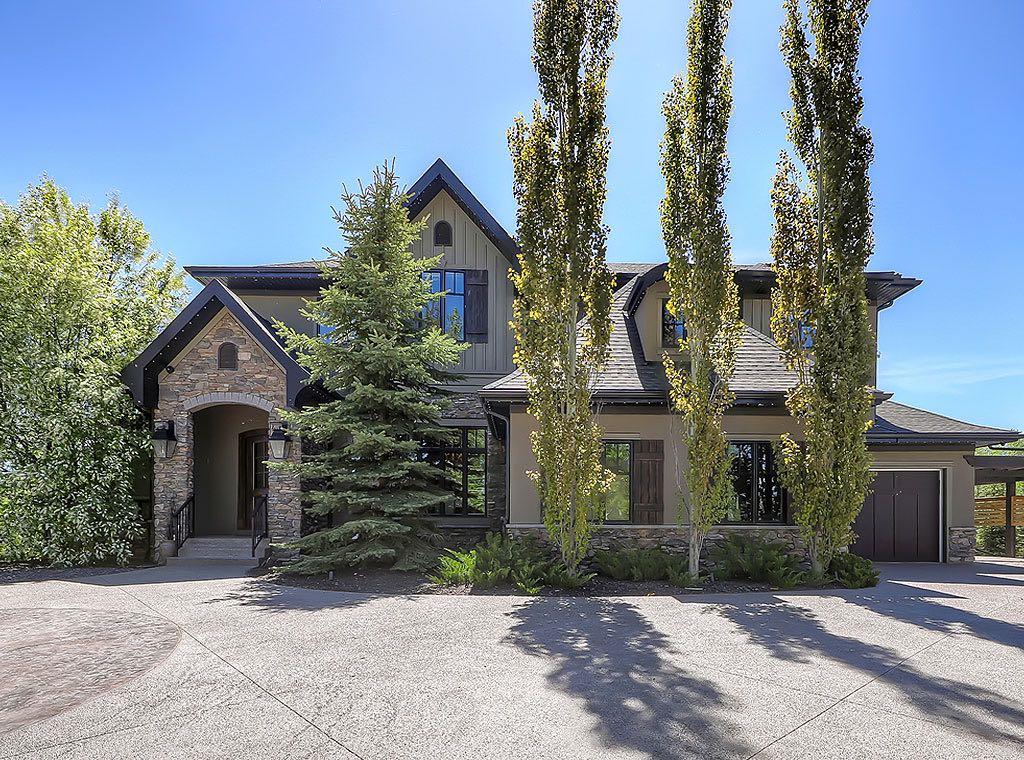 146 Waterside Ct, Calgary, AB T3L 2N6
