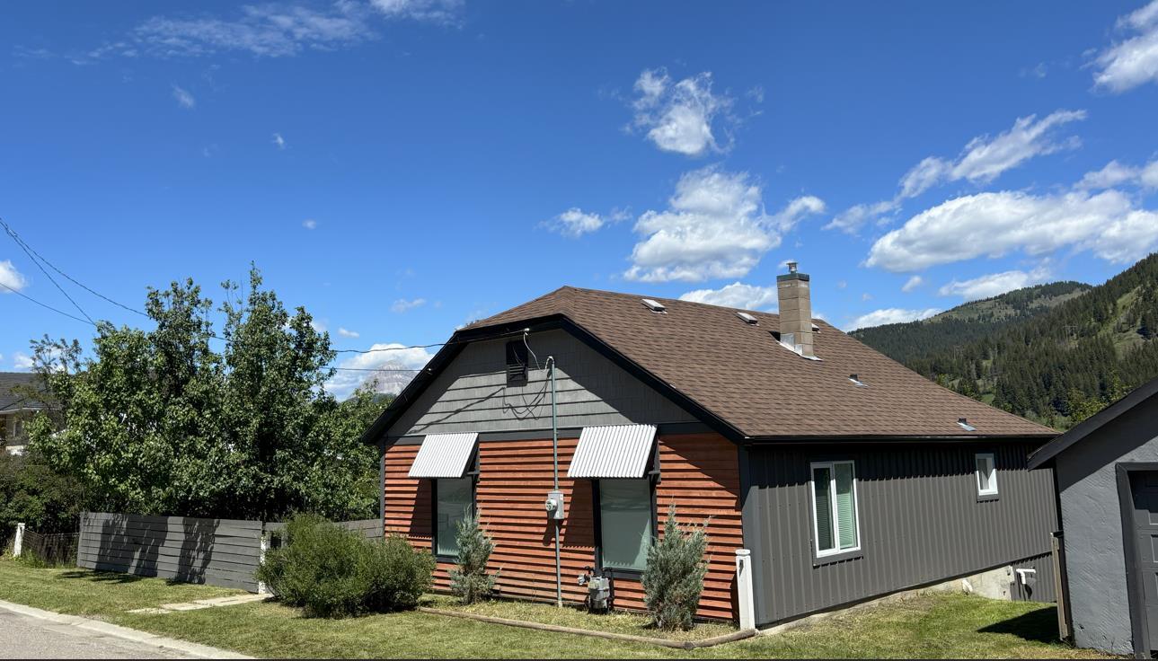 17 Avenue Unit 13441, Blairmore, AB T0K 0E0