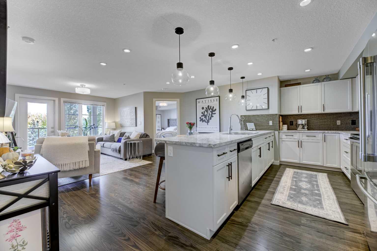 5029 Edgemont Boulevard Nw Unit 210, Edmonton, AB T6M 0S8