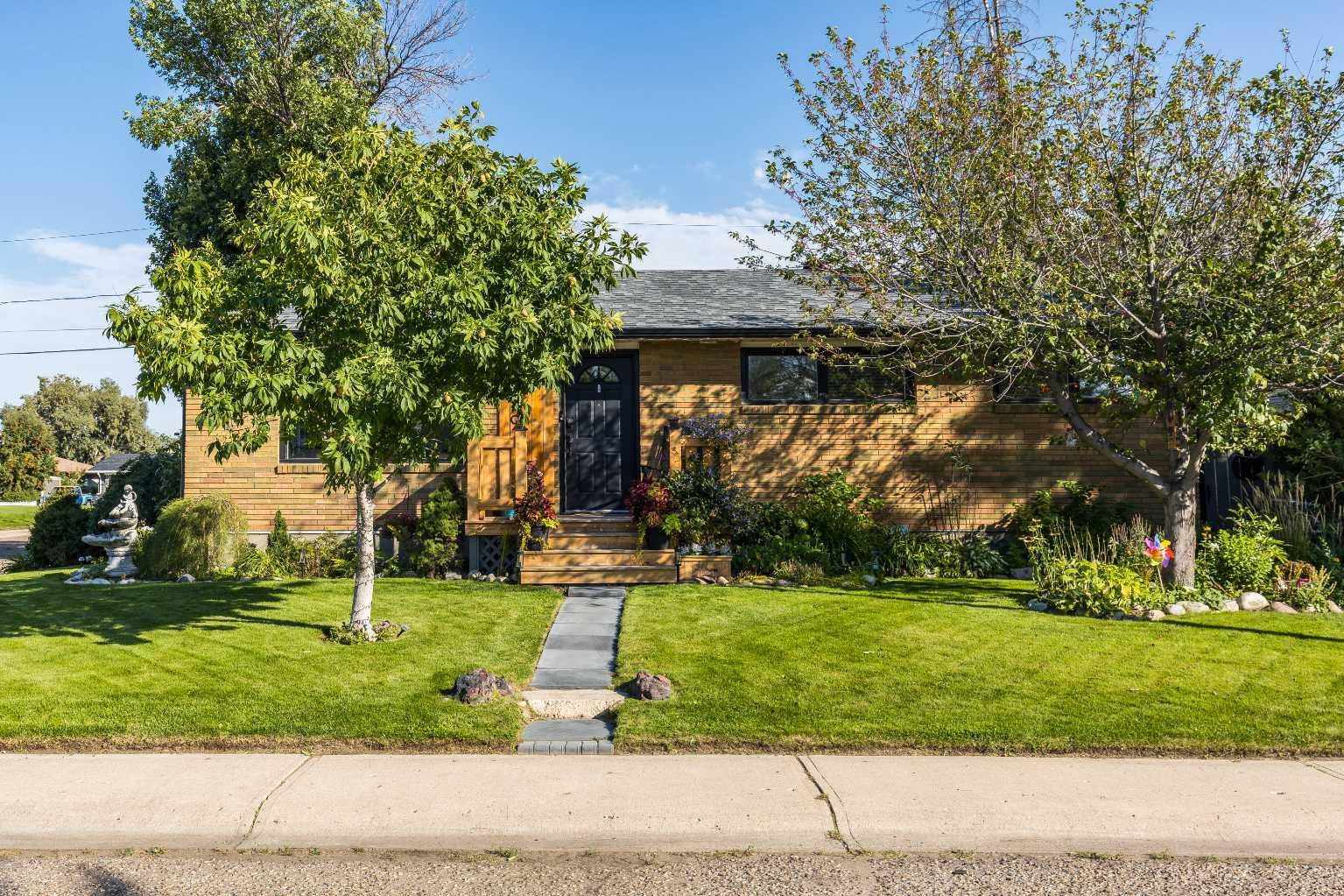 10 Avenue Ne Unit 1499, Medicine Hat, AB T1A 6G4