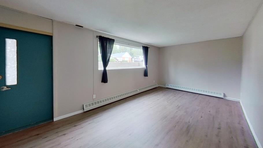 107 Chetamon, Hinton, AB T7V 1G5