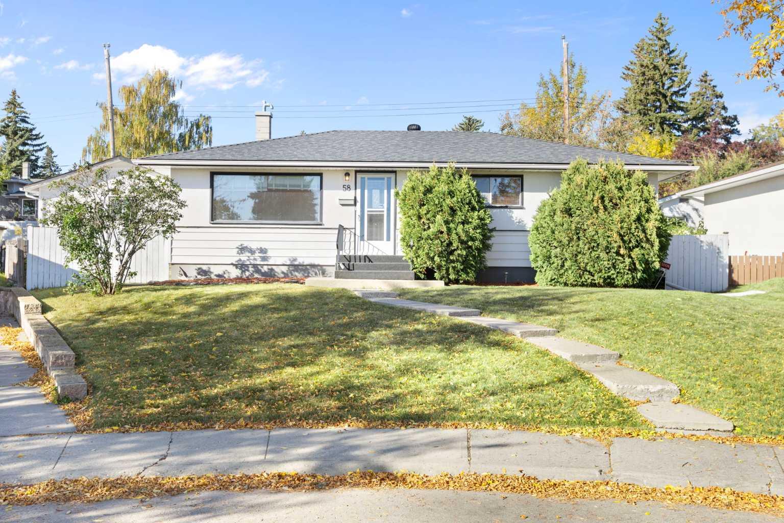 58 Kingsland Pl SW, Calgary, AB T2V 2J9