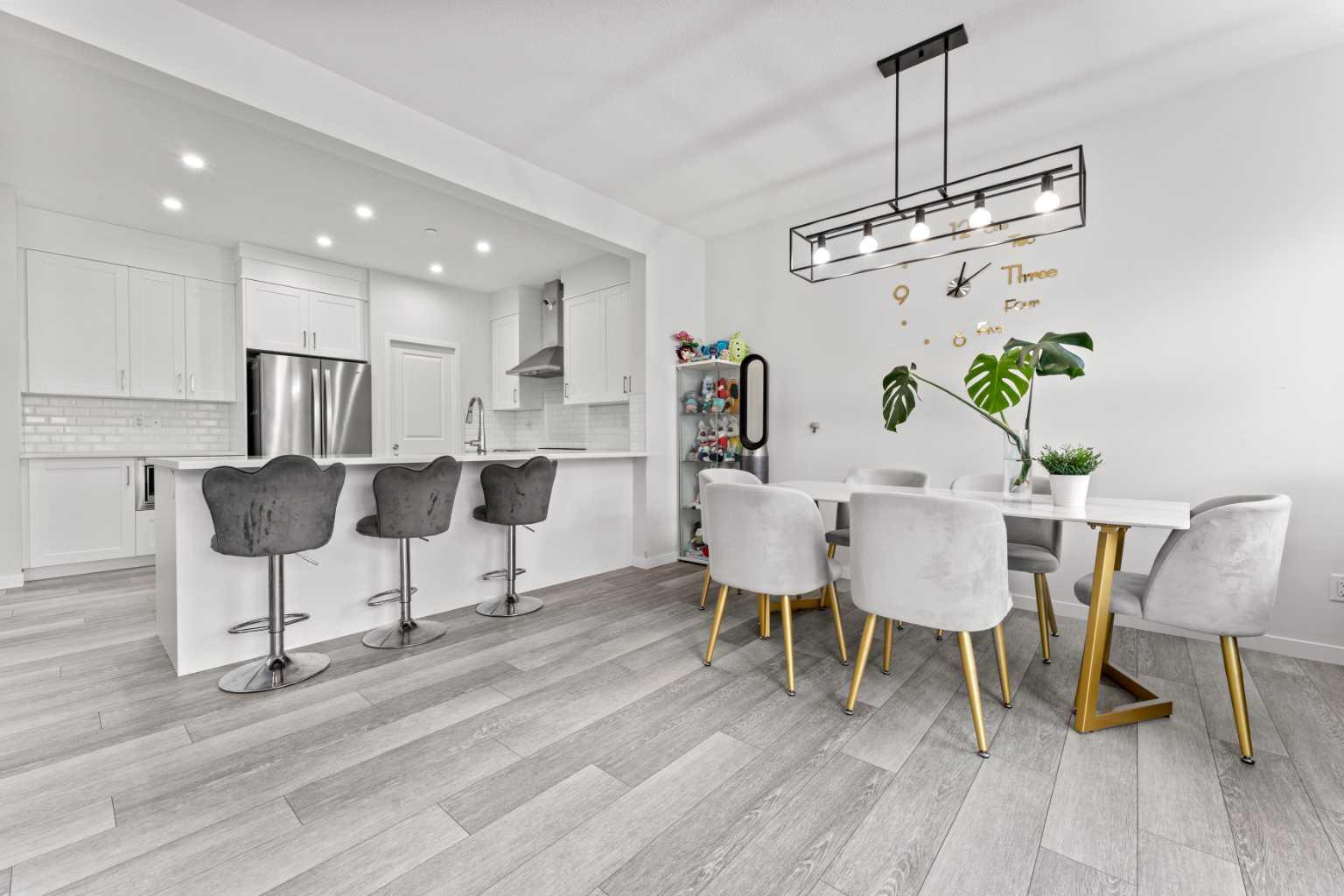 600 Livingston Way NE, Calgary, AB T3P 1R8