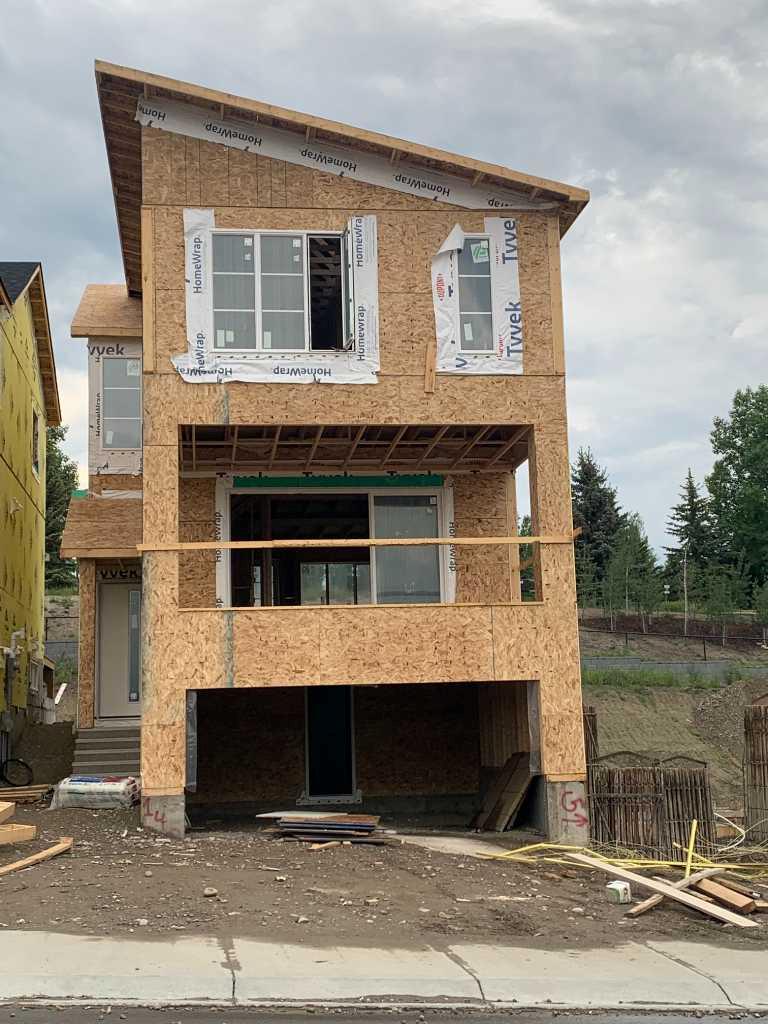 156 Crimson Ridge Pl NW, Calgary, AB T3L 0K4