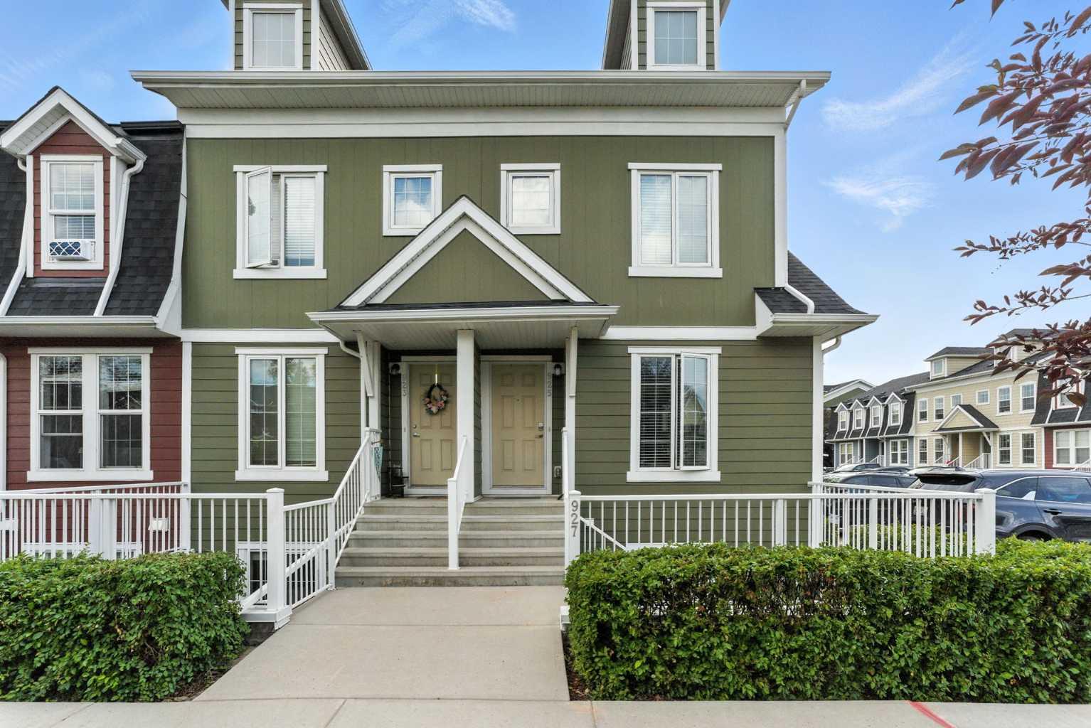 927 Auburn Bay Cir SE, Calgary, AB T3M 2A3