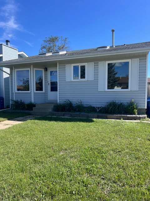 98 Westview Cres, Blackfalds, AB T0M 0J0