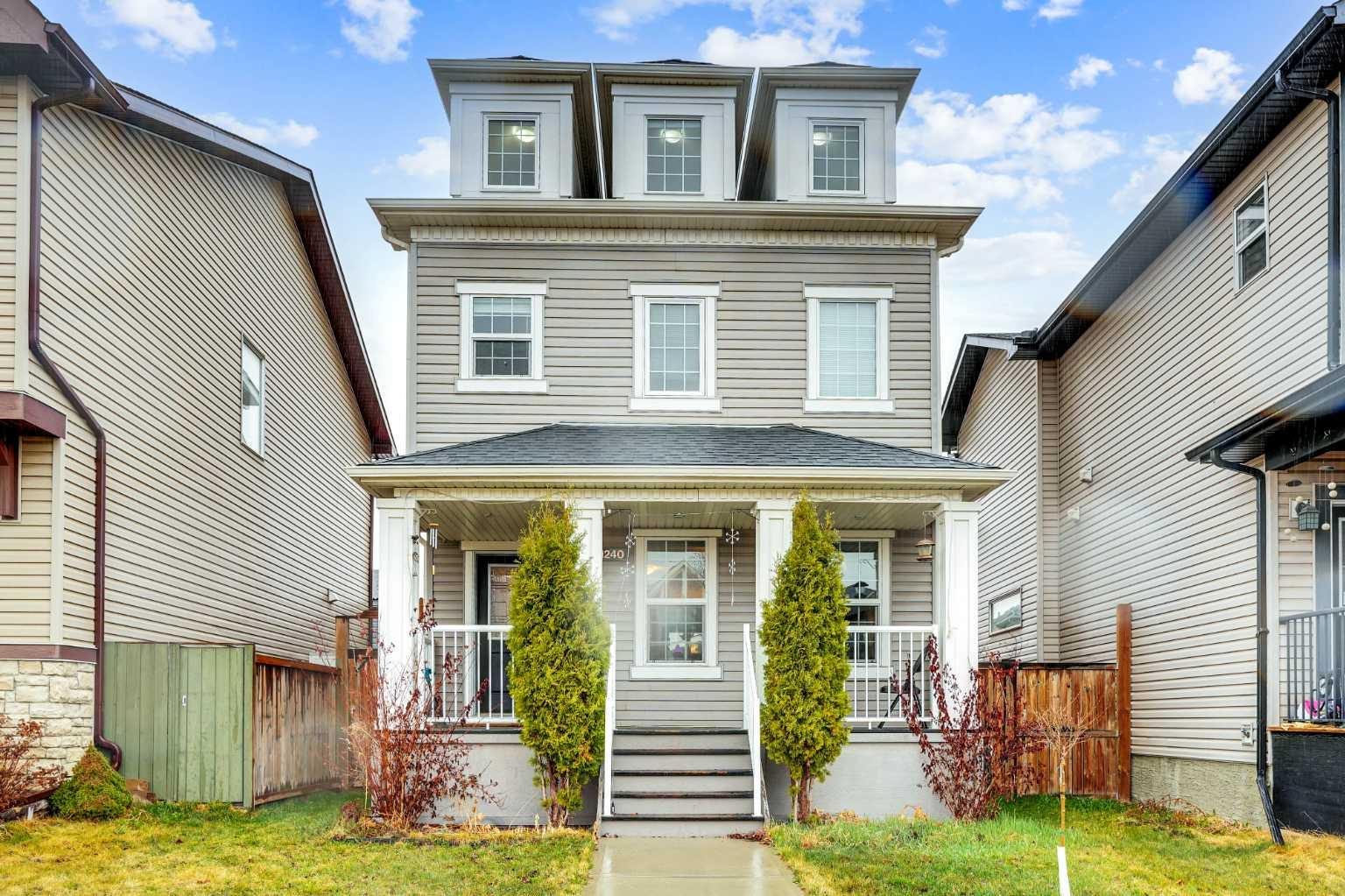 1240 Kings Heights Rd SE, Airdrie, AB T4A 0L6
