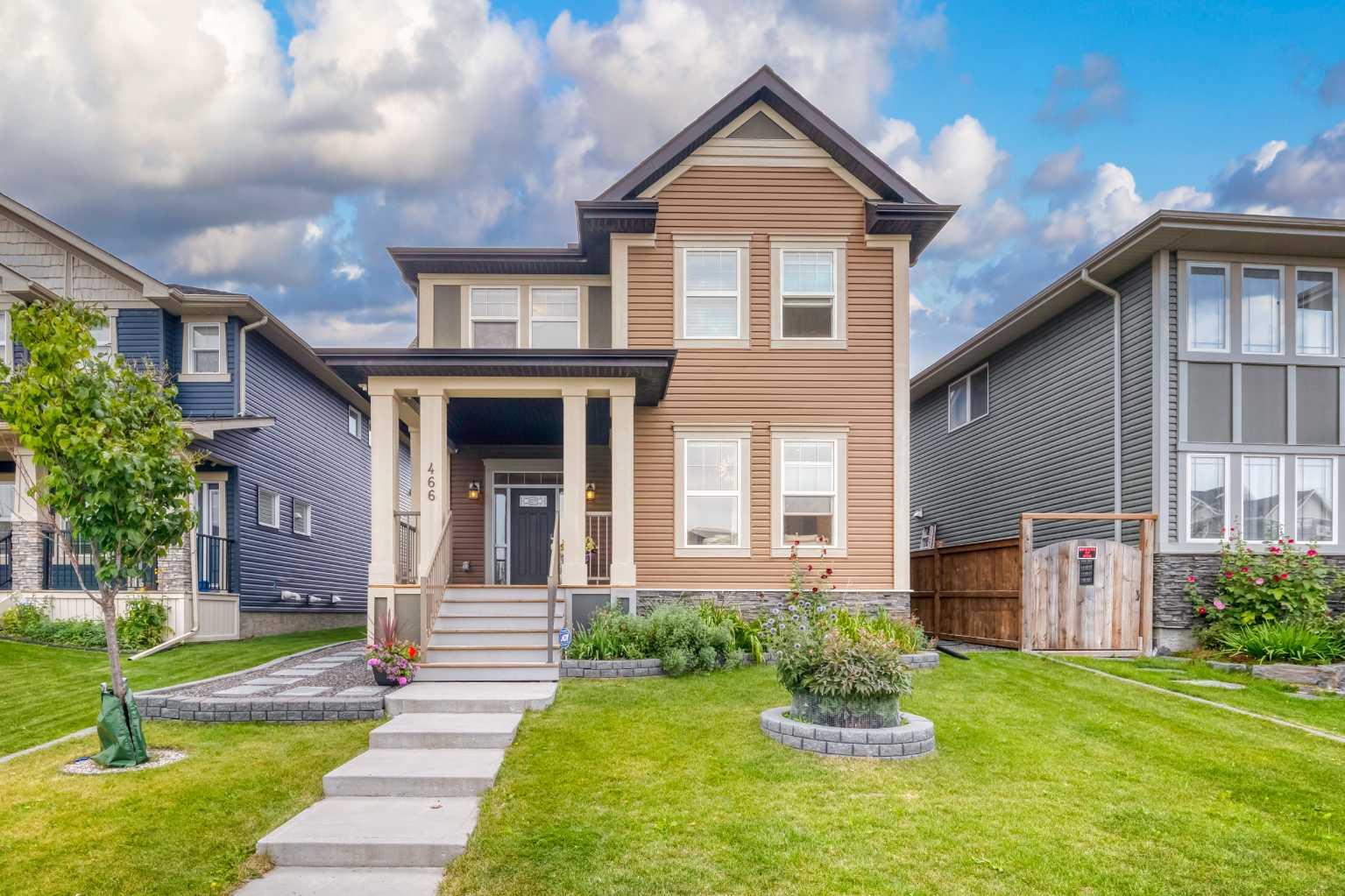466 Evanston Way NW, Calgary, AB T3P 0P8