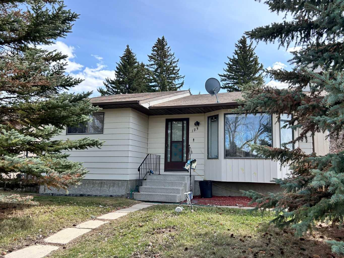 123 Wildrose Ave, Brooks, Ab T1r 0a7 