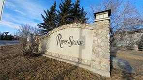 321 Rivergrove Chase W, Lethbridge, AB T1K 8E8