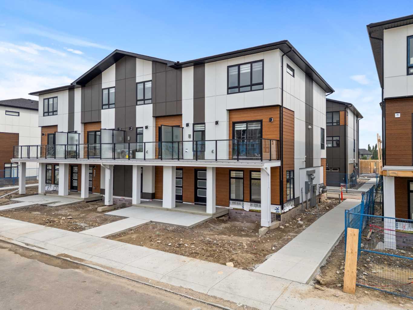 8 Avenue Sw Unit 8349, Calgary, AB T3H 4C6