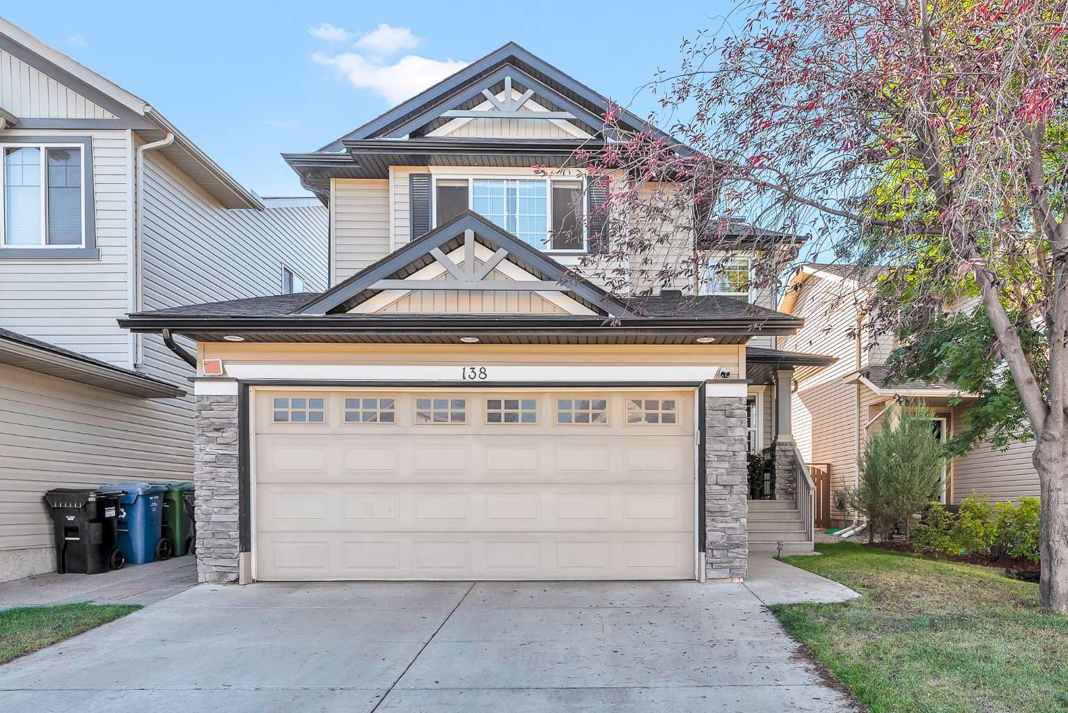 138 Panamount Gdns NW, Calgary, AB T3K 5V4
