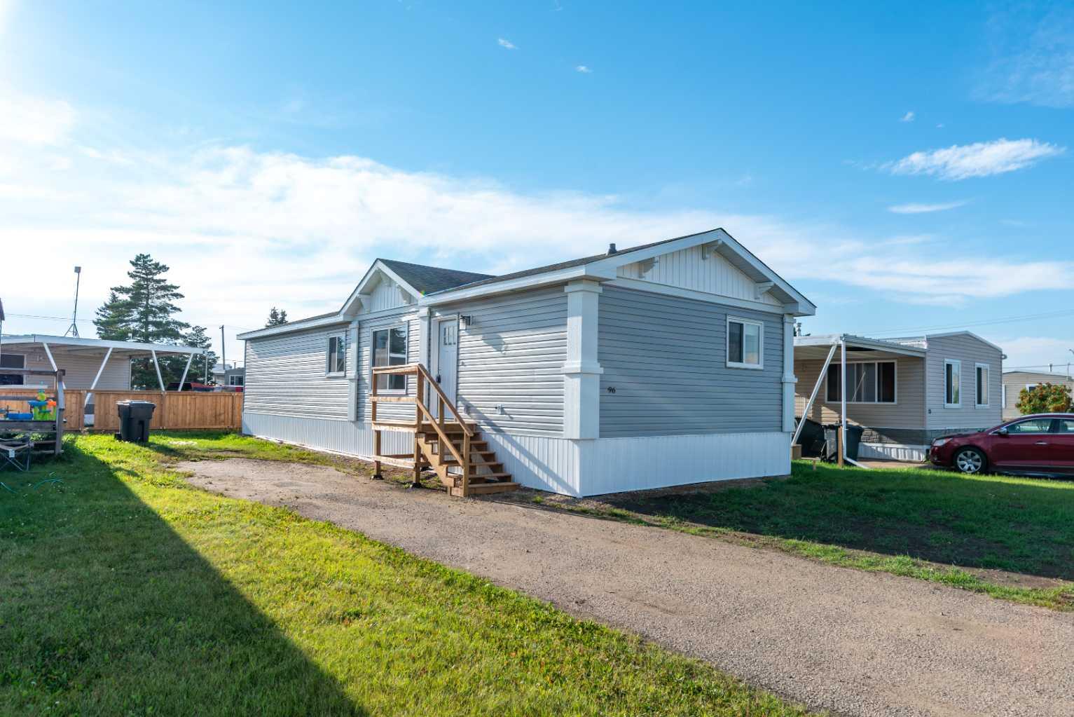 5308 57 Street Unit 96, Lloydminster, AB T9V 2A3