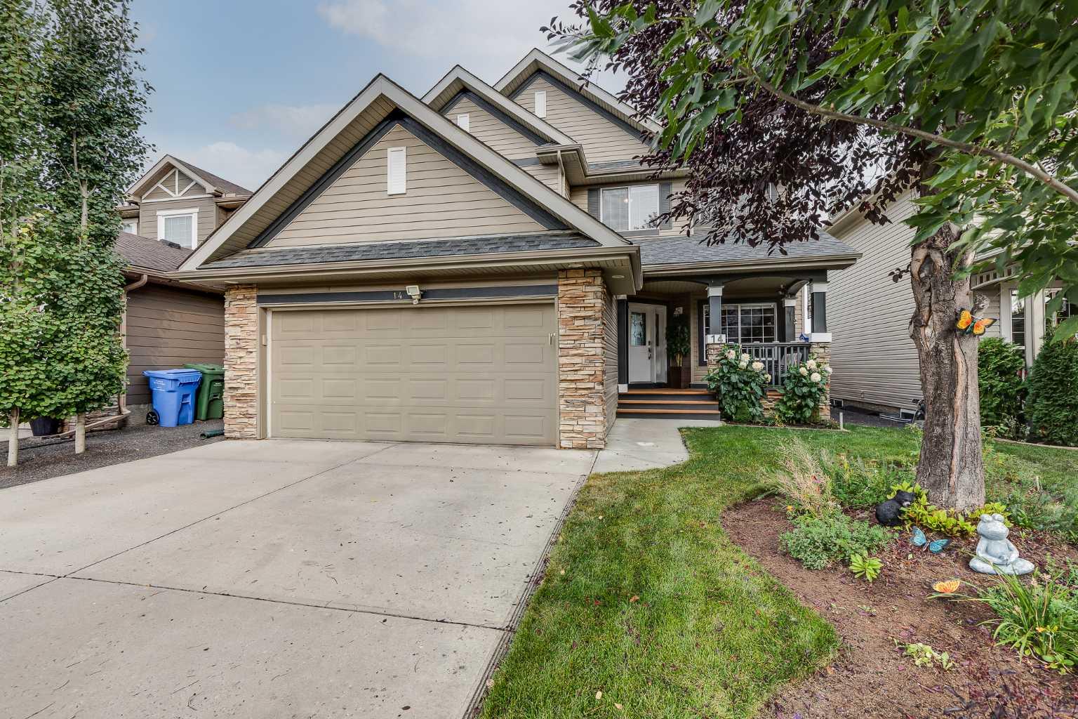 14 Chapman Rd SE, Calgary, AB T2X 3R1