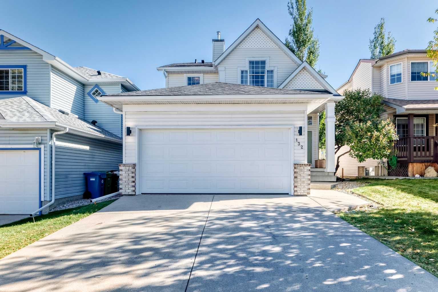 132 Hidden Valley Cres NW, Calgary, AB T3A 4Z4