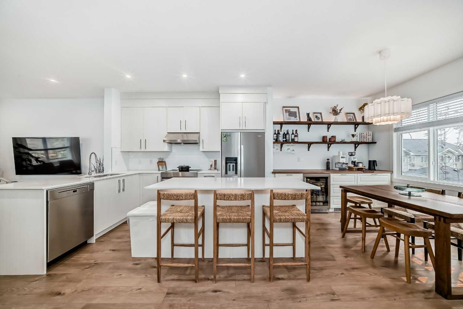 1 Street Nw Unit 14209, Calgary, AB T3P 1Y4