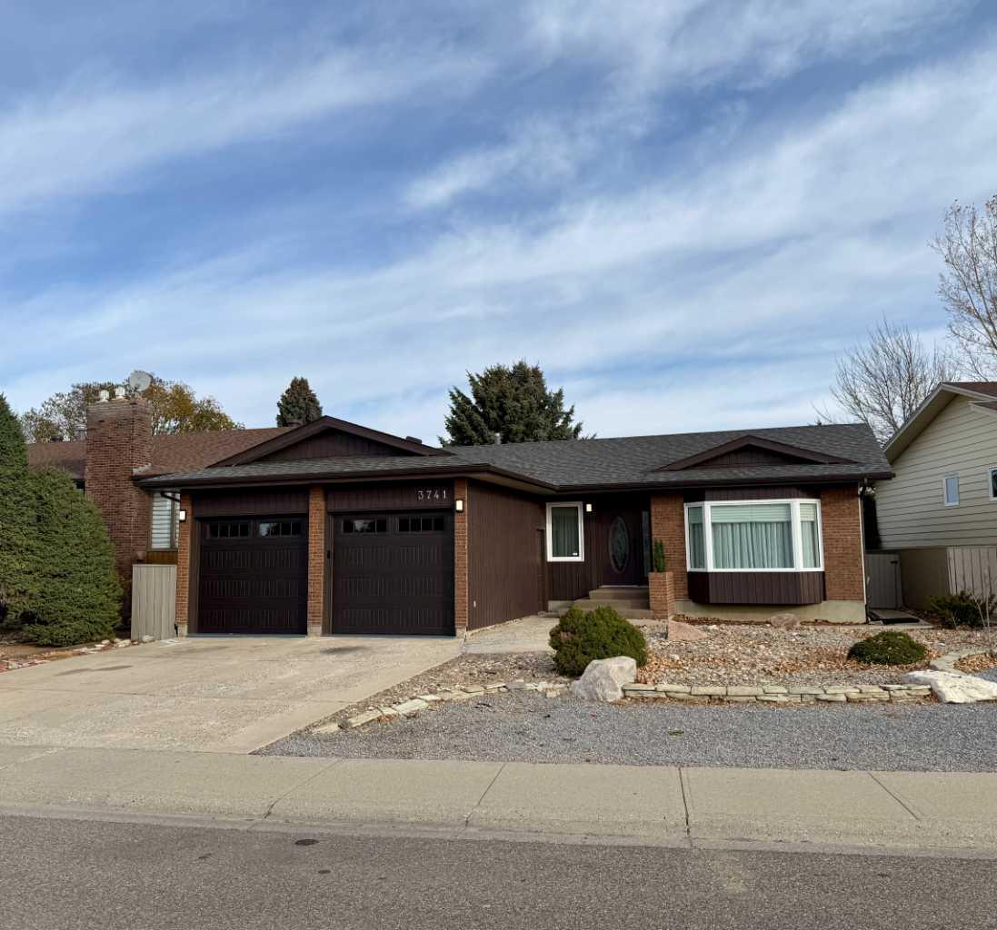 3741 Redwood Rd S, Lethbridge, AB T1K 4J8