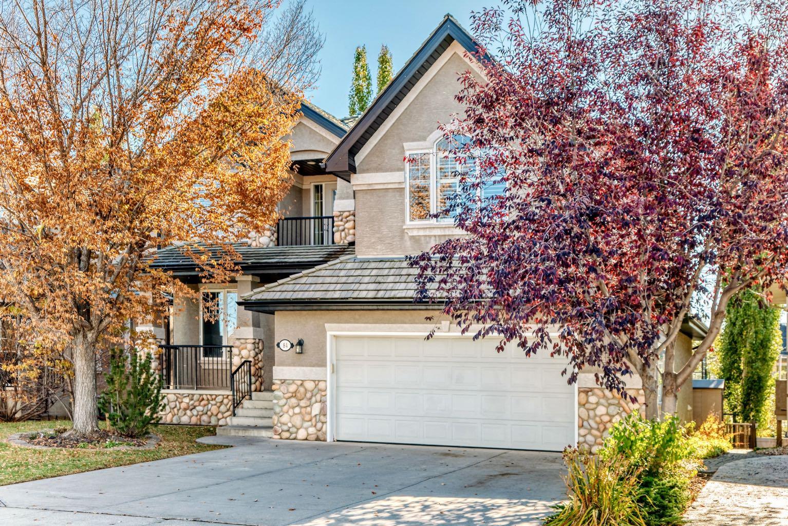 84 Evergreen Ln SW, Calgary, AB T2Y 3T8