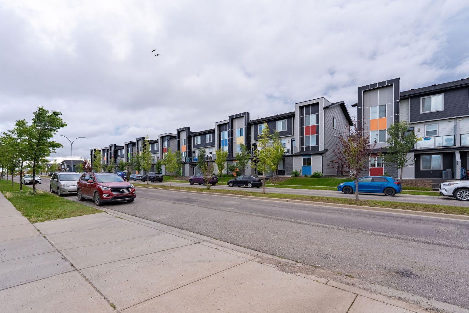 335 Redstone Walk Ne Unit 203, Calgary, AB T3N 1M5