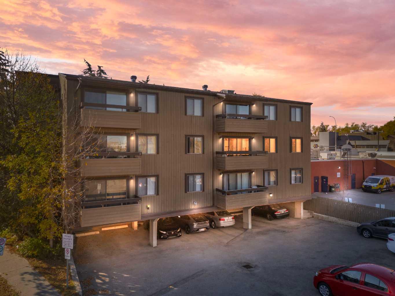 1222 Kensington Close Nw Unit 304, Calgary, AB T2N 3J7