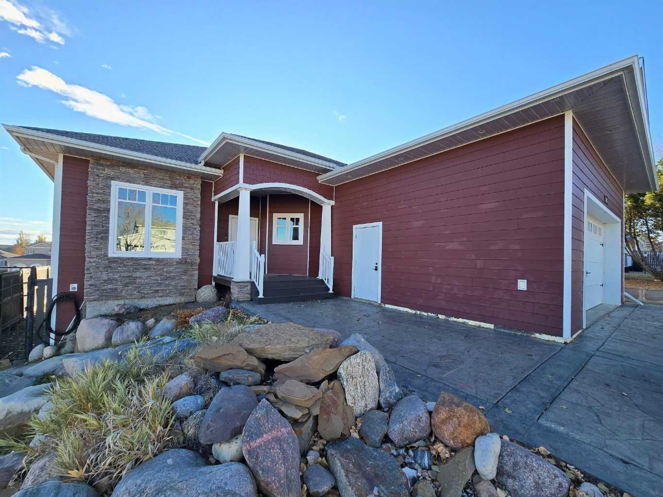 102 Avenue Unit 8245, Peace River, AB T8S 1N1