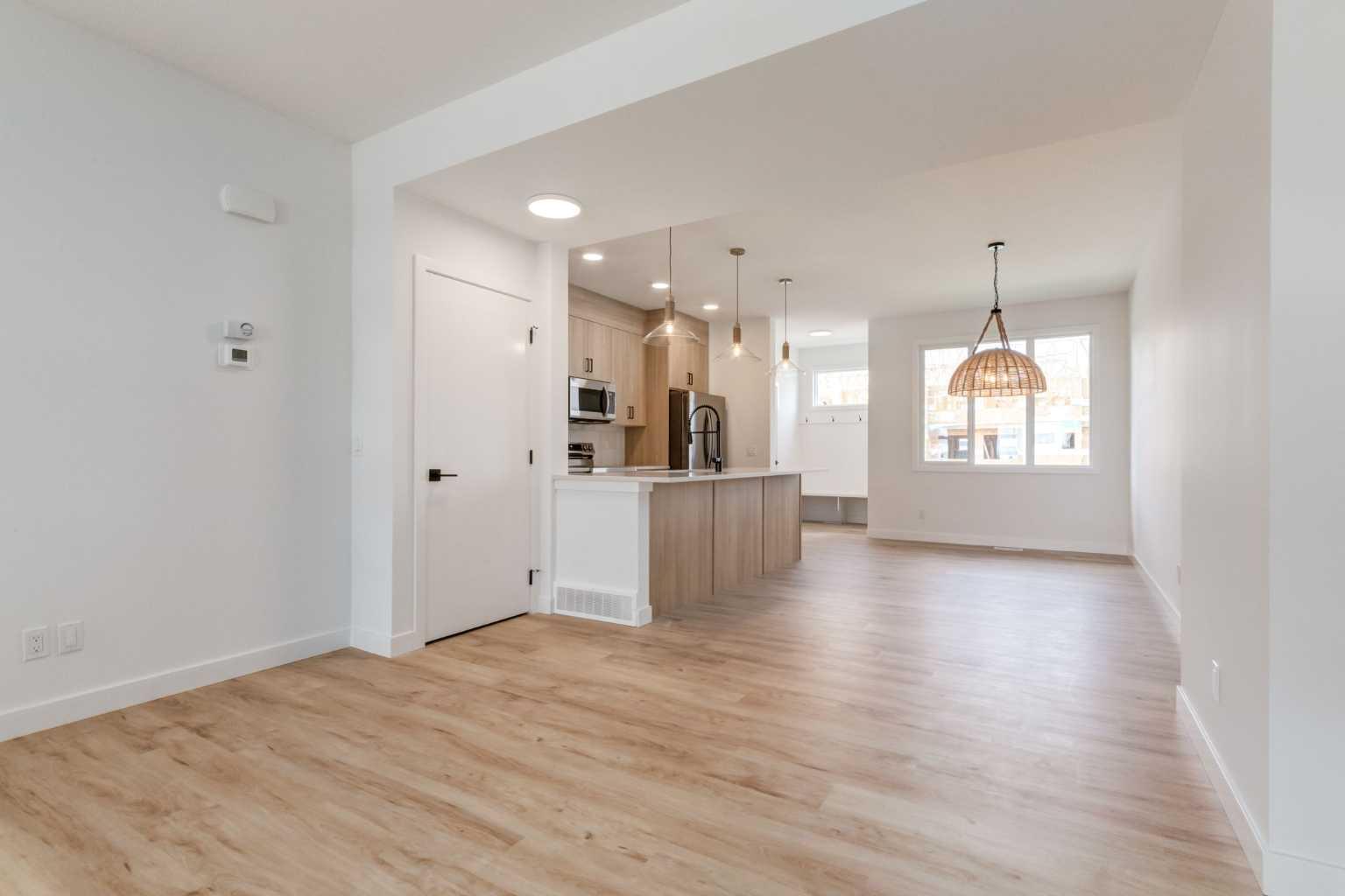 265 Cobblestone Gate, Airdrie, AB T4B 5W3