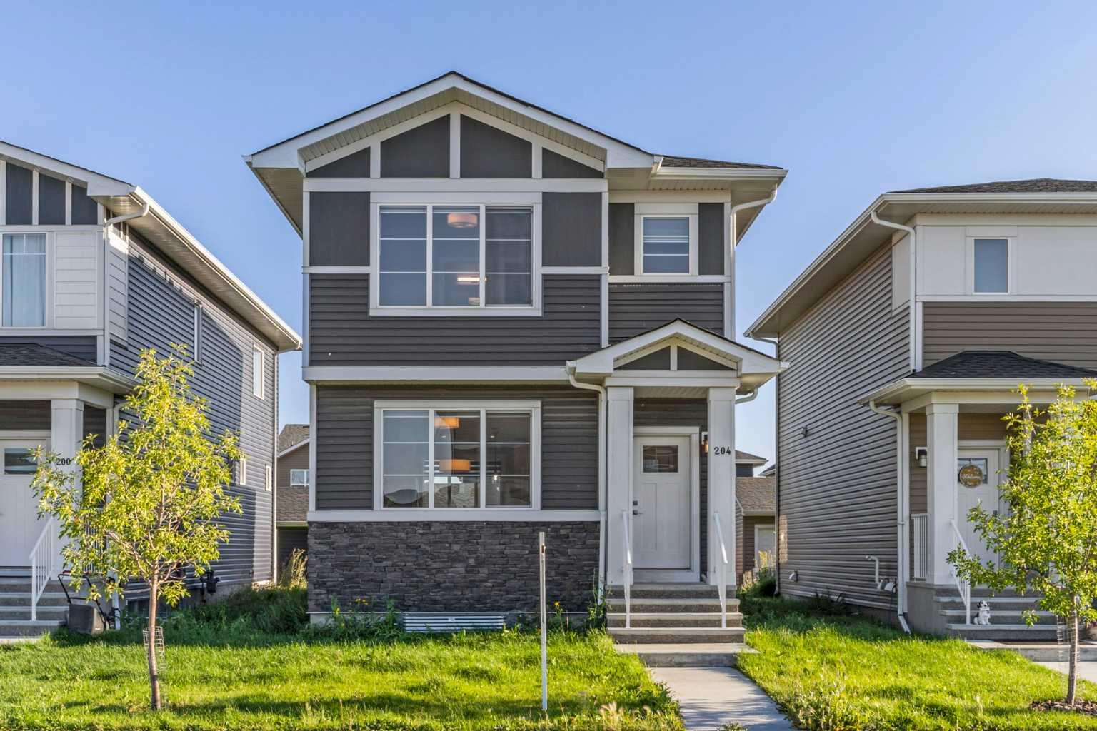 204 Chelsea Mnr, Chestermere, AB T1X 2P5