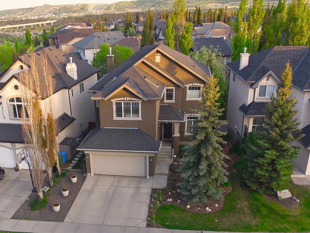 27 Tuscany Estates Dr NW, Calgary, AB T3L 2Z7
