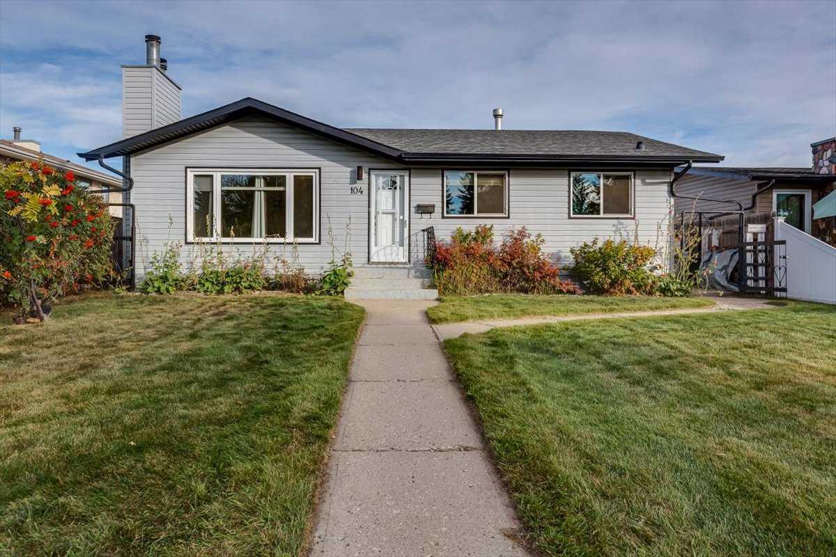 104 Nash St, Red Deer, AB T4P 1P2