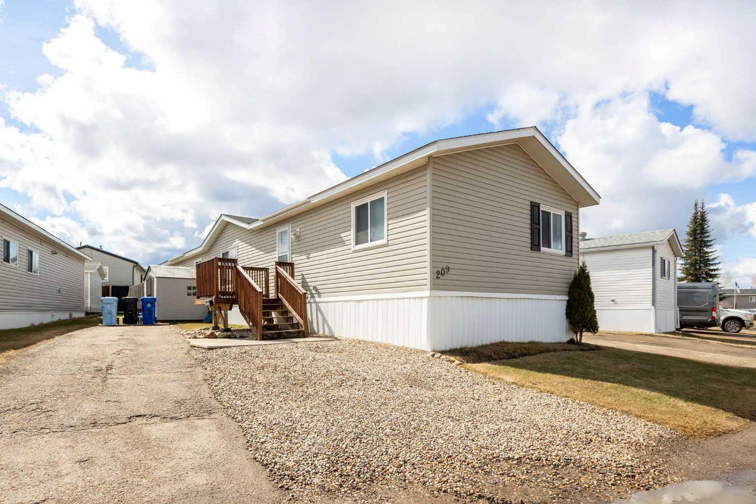 209 Gregoire Cres, Fort Mcmurray, AB T9H 2L5