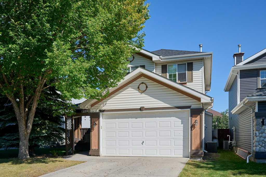 42 Chapalina Way SE, Calgary, AB T2X 3P1