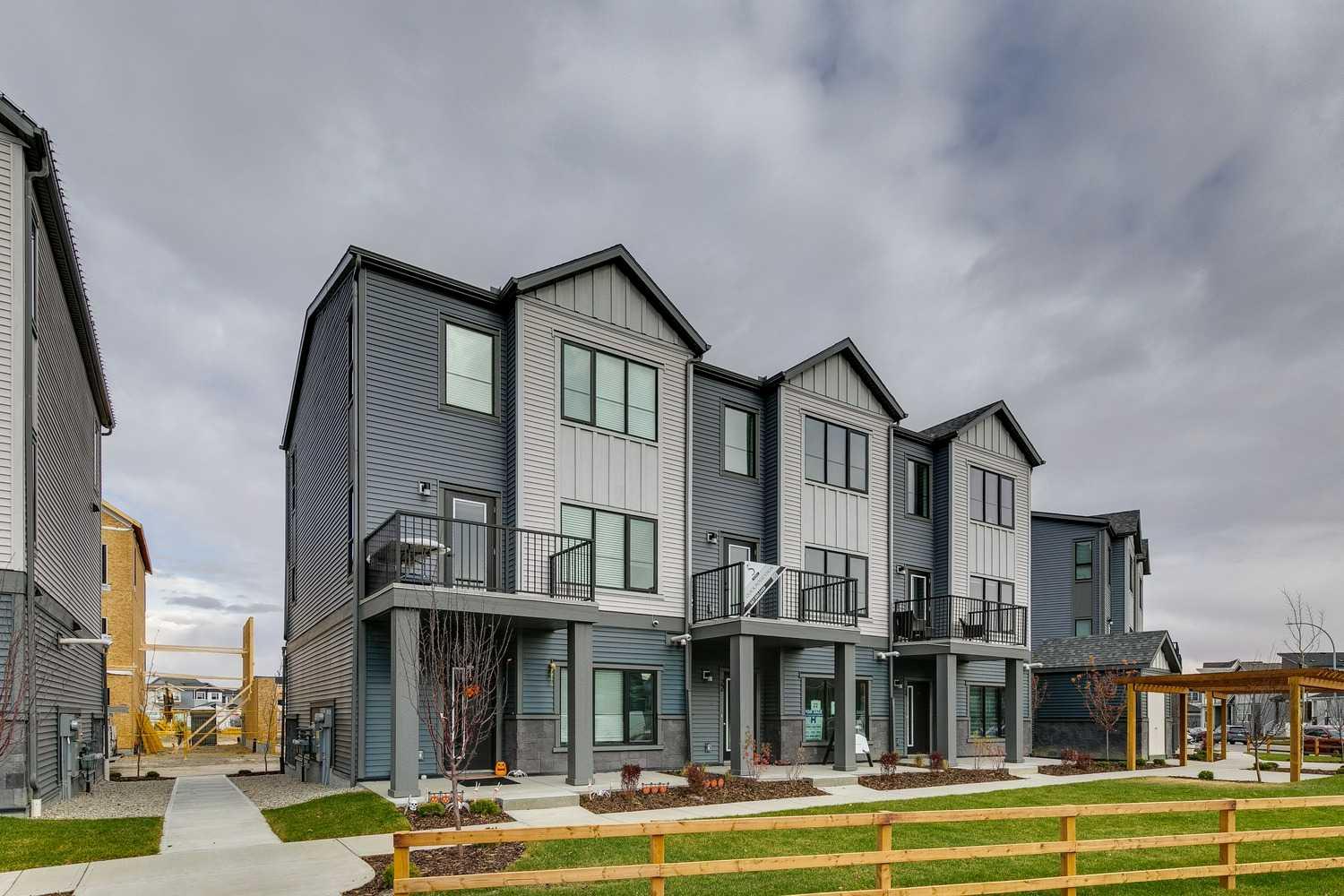 22 Belvedere Ter SE, Calgary, AB T2A 0V9