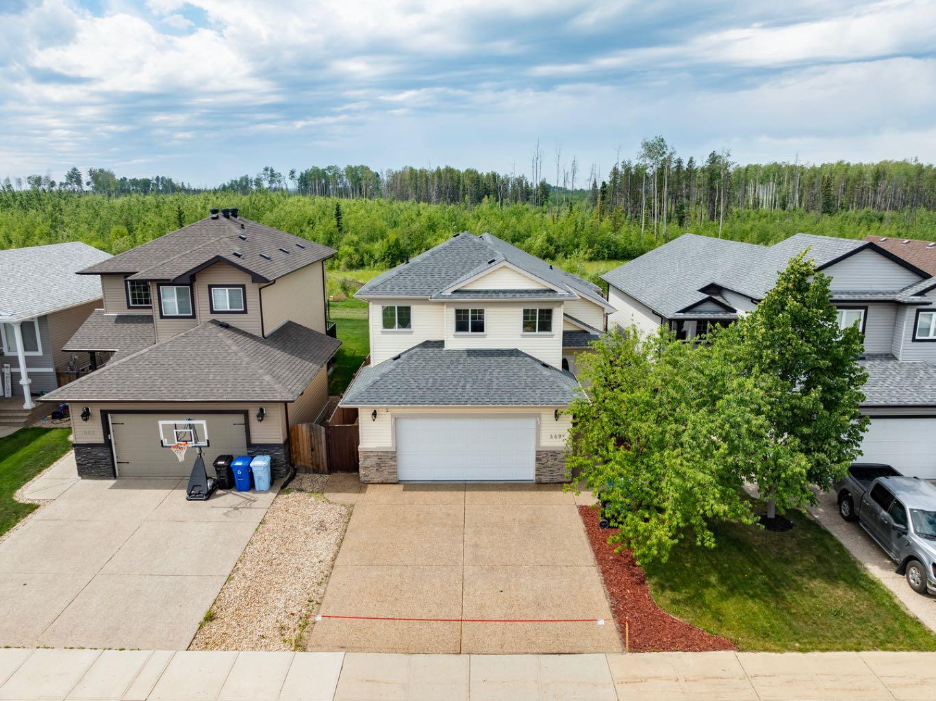 449 Walnut Cres, Fort Mcmurray, AB T9K 0W3