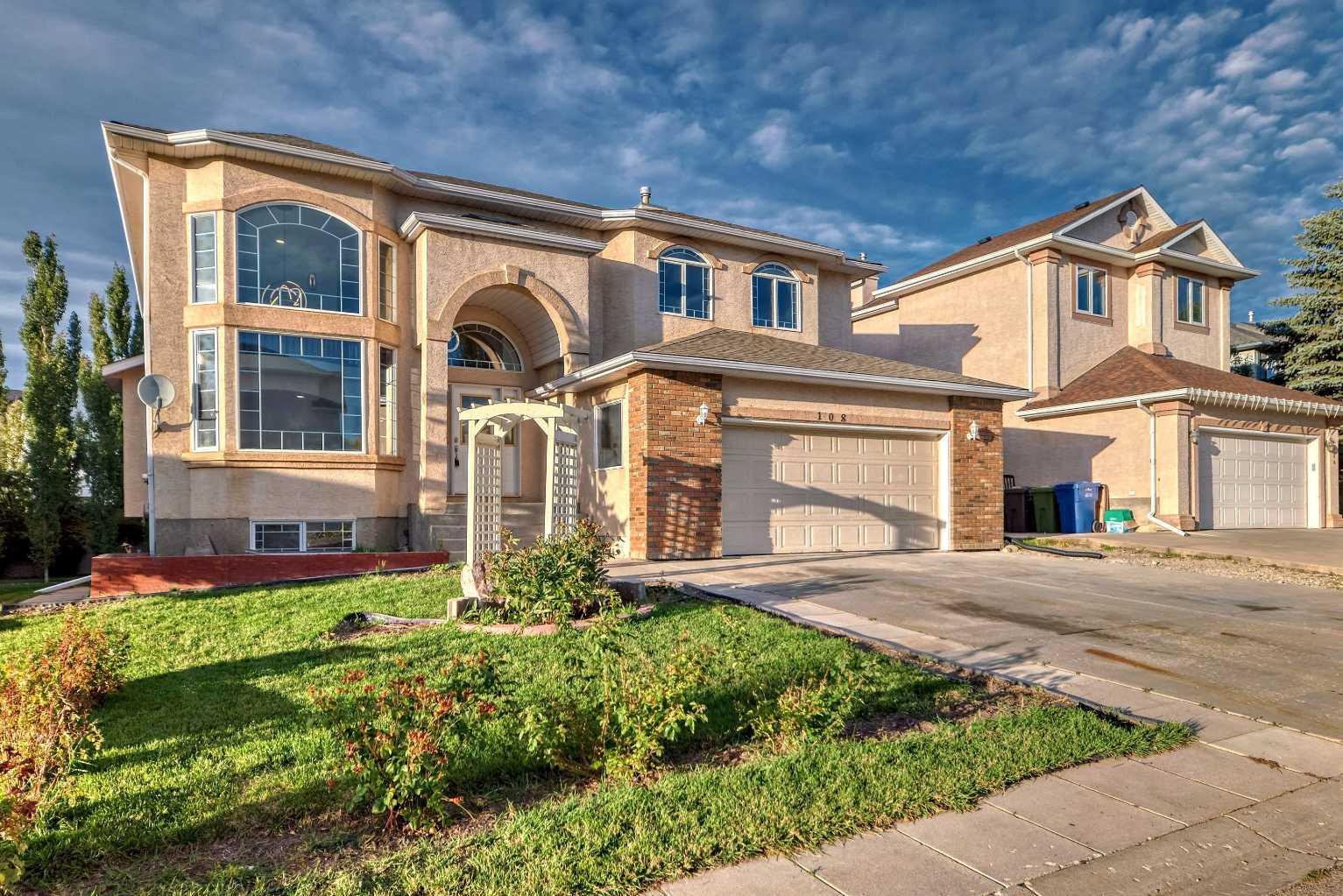 108 Cove Rd, Chestermere, AB T1X 1G1