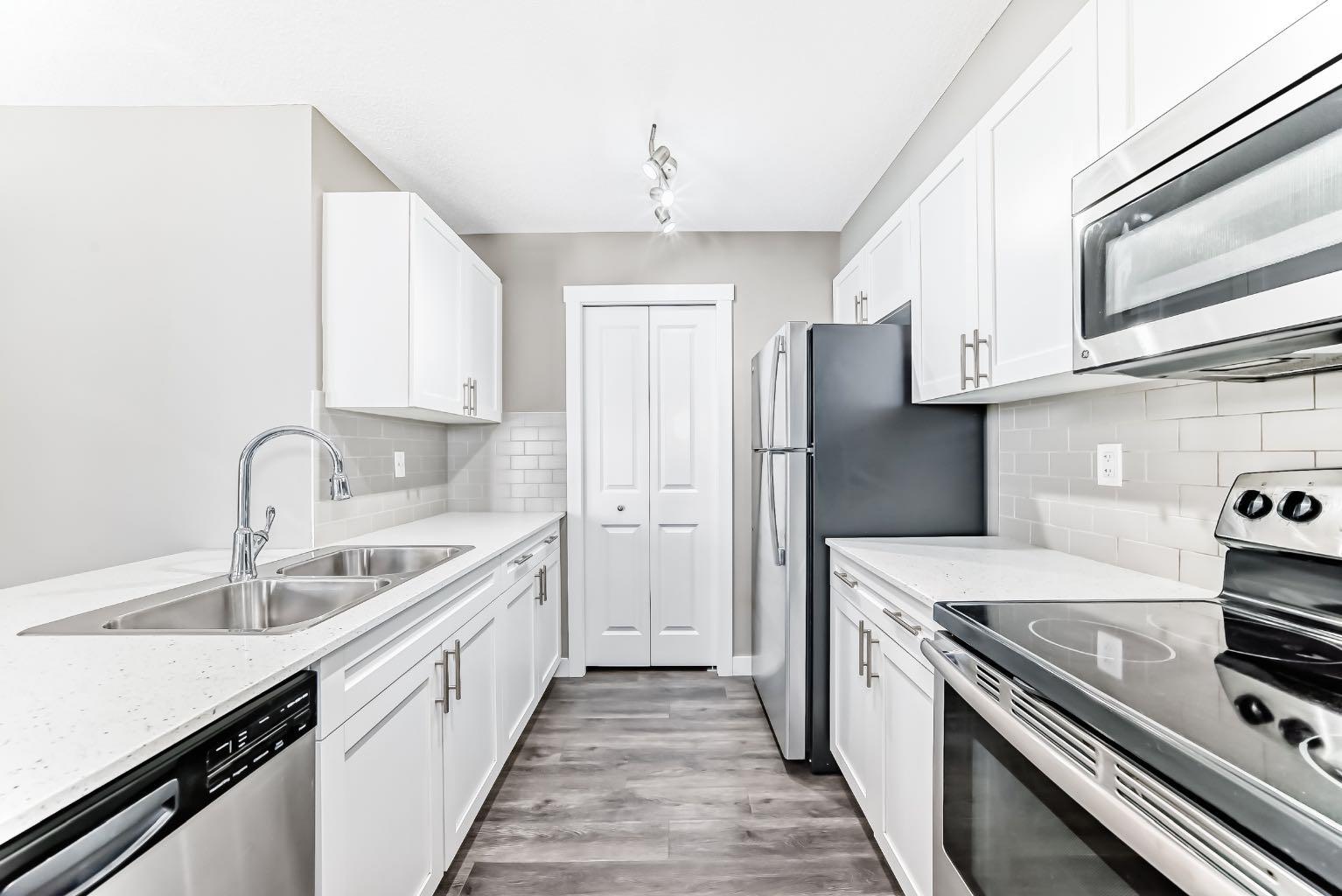 20 Kincora Glen Park Nw Unit 606, Calgary, AB T3R 1R9